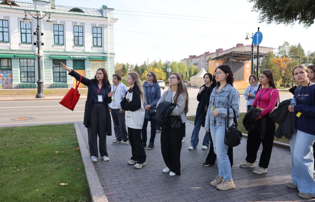 Архитектурно-музыкальная прогулка «Времена города» (13+)