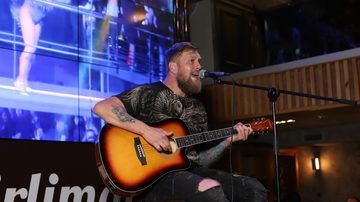 Кирилл Самылов GUITAR & VOCAL