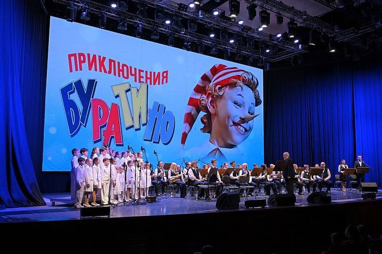 Приключения Буратино