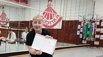Танцы под вспышки камер