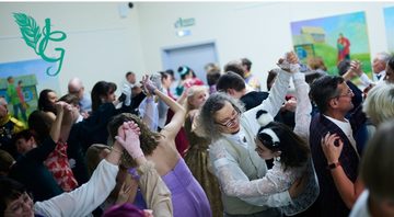 Танцы: вальс, танго и фокстрот