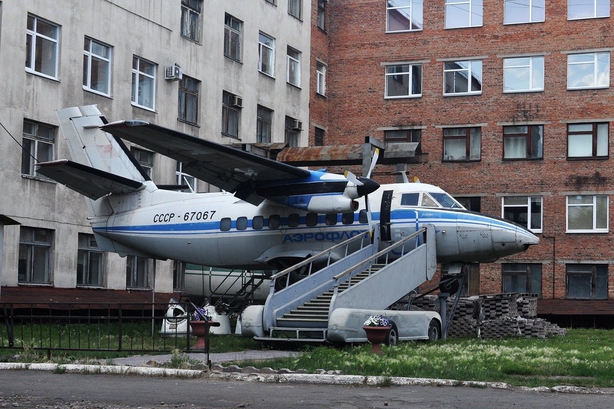 Тайна Дворцовой улицы и штурвал Л-410